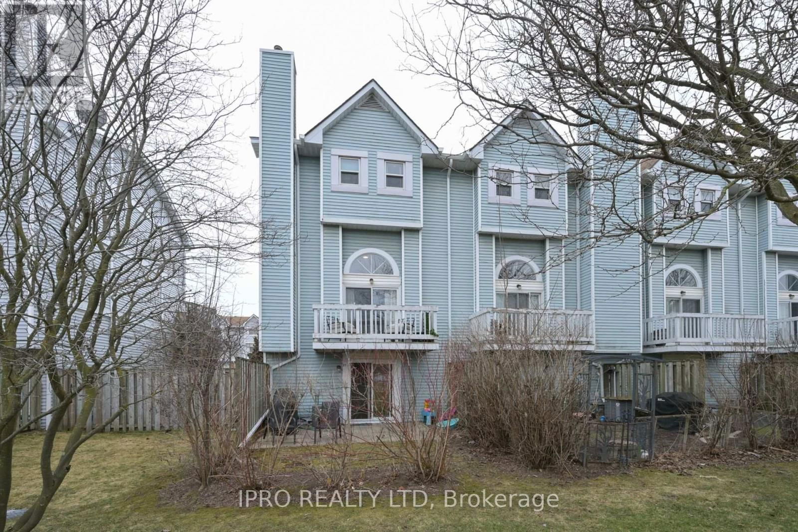 25 - 111 TRAYNOR AVENUE Image 26