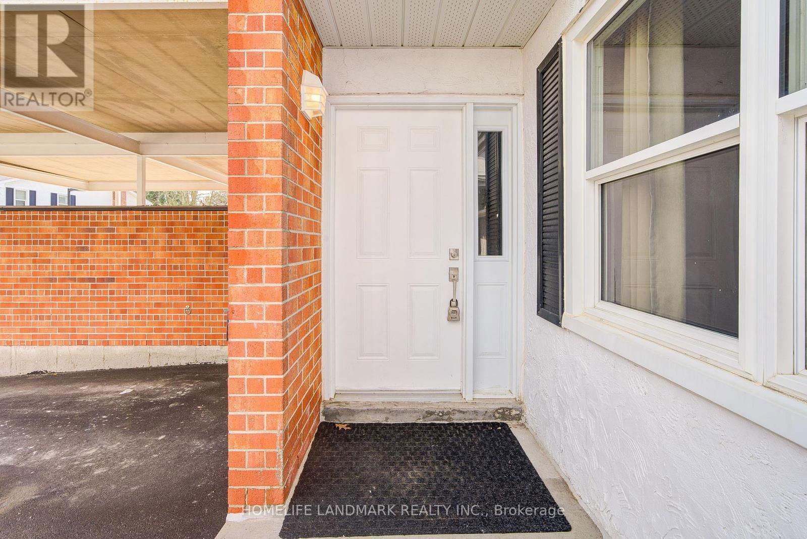 2 - 401 KEATS WAY Image 2