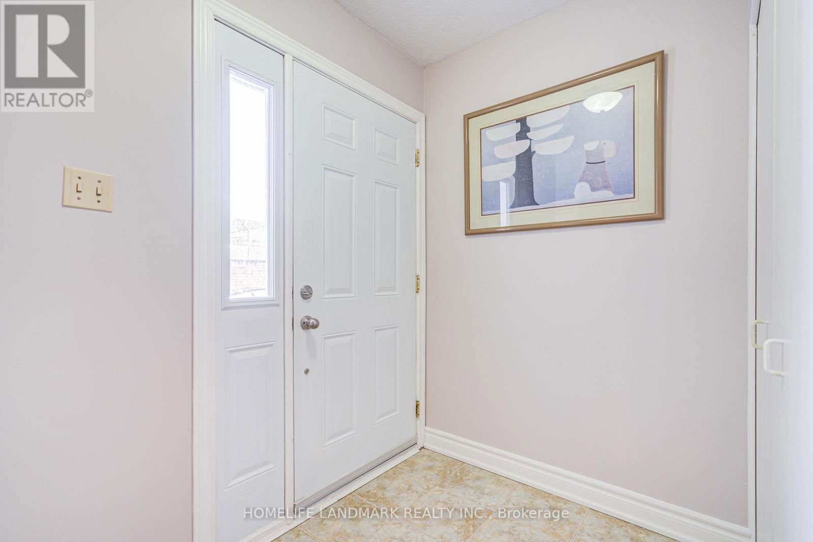 2 - 401 KEATS WAY Image 3