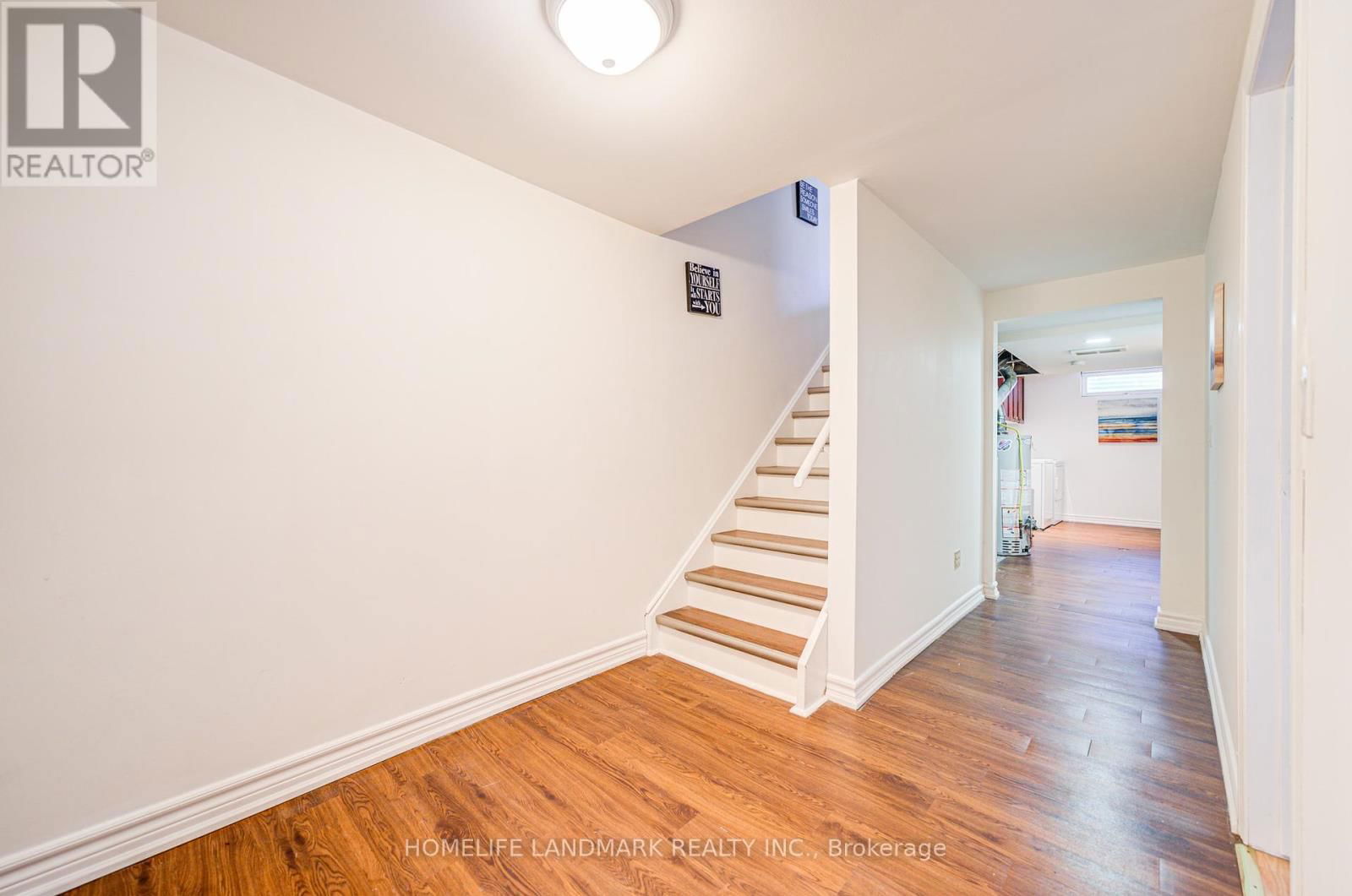 2 - 401 KEATS WAY Image 37