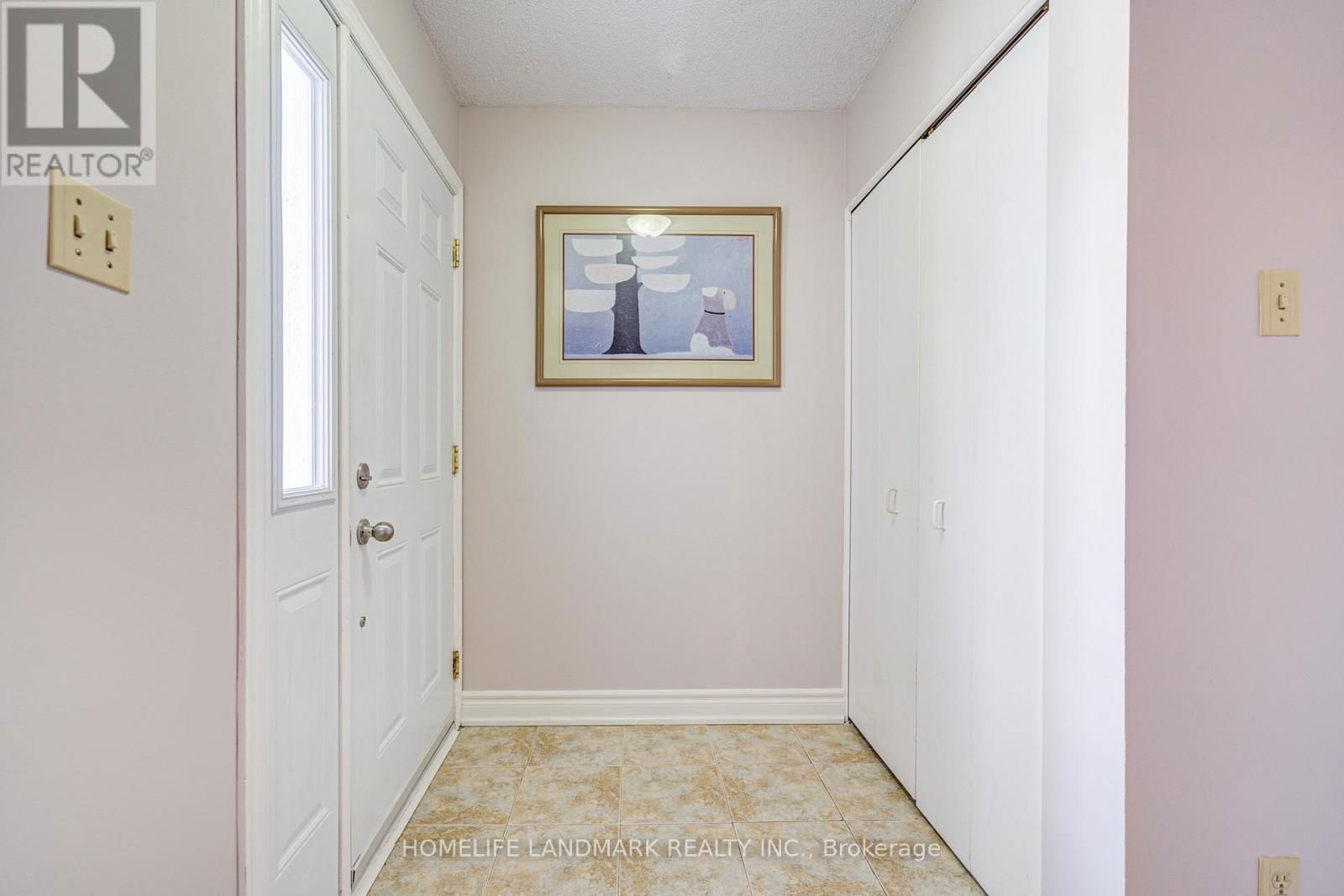 2 - 401 KEATS WAY Image 4