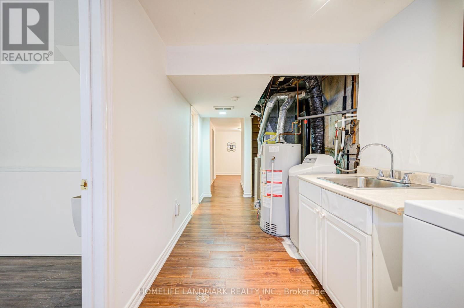 2 - 401 KEATS WAY Image 44