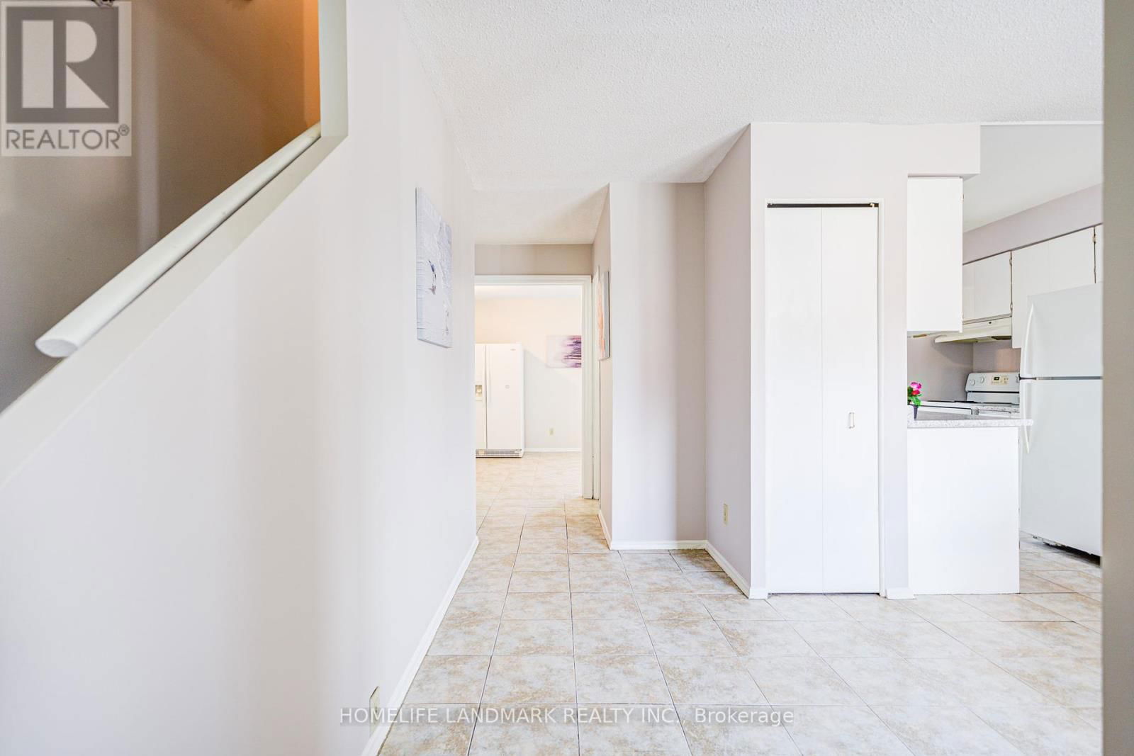 2 - 401 KEATS WAY Image 5