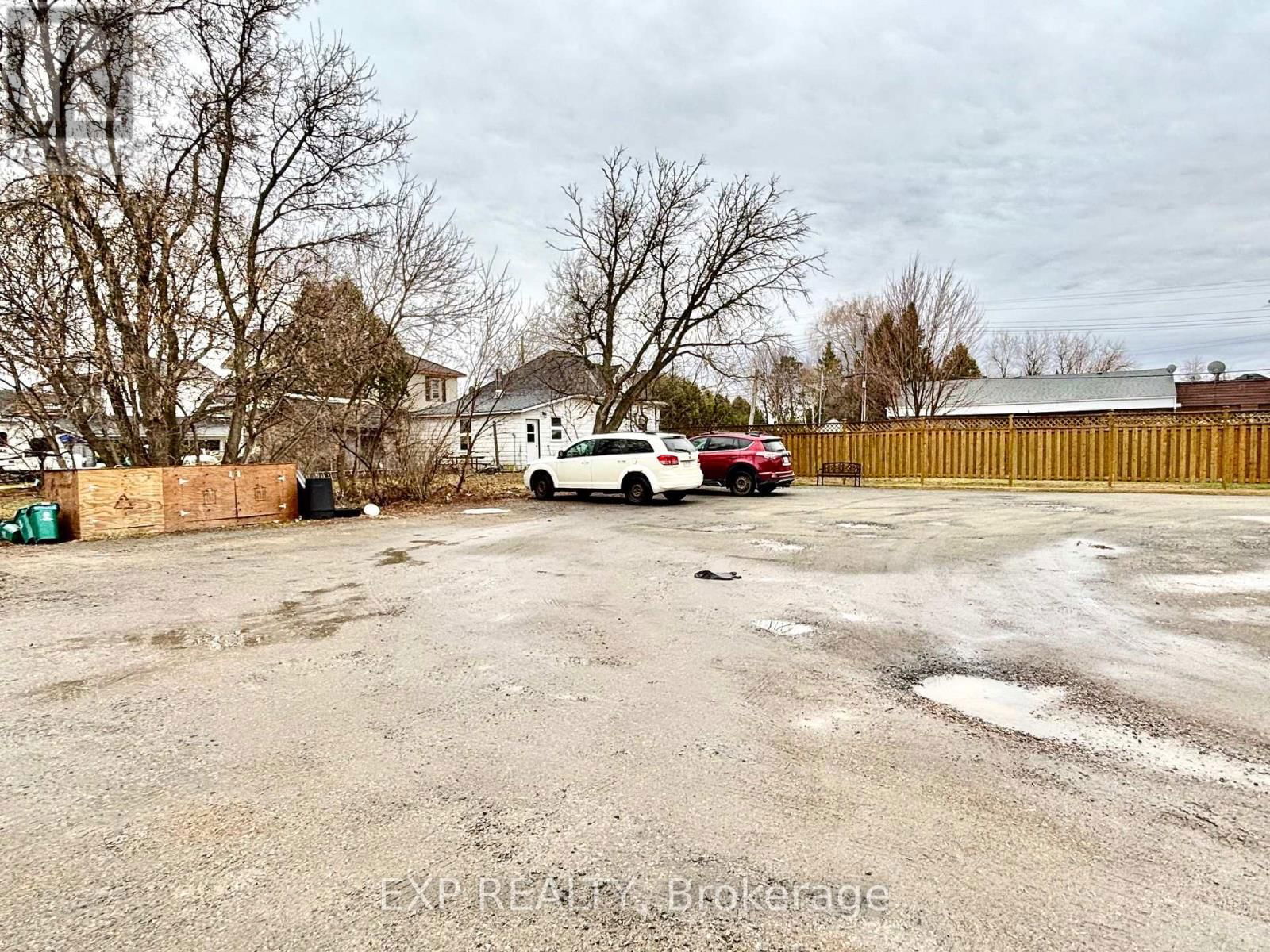 23 BAY STREET NORTH Image 6