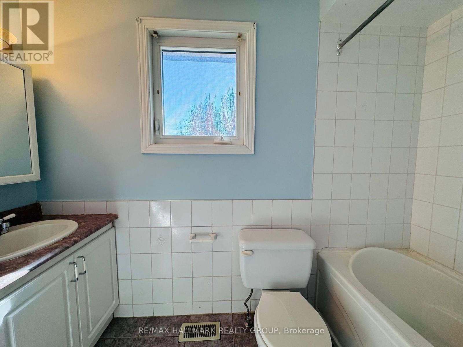 13 COOLSPRING CRESCENT Image 27