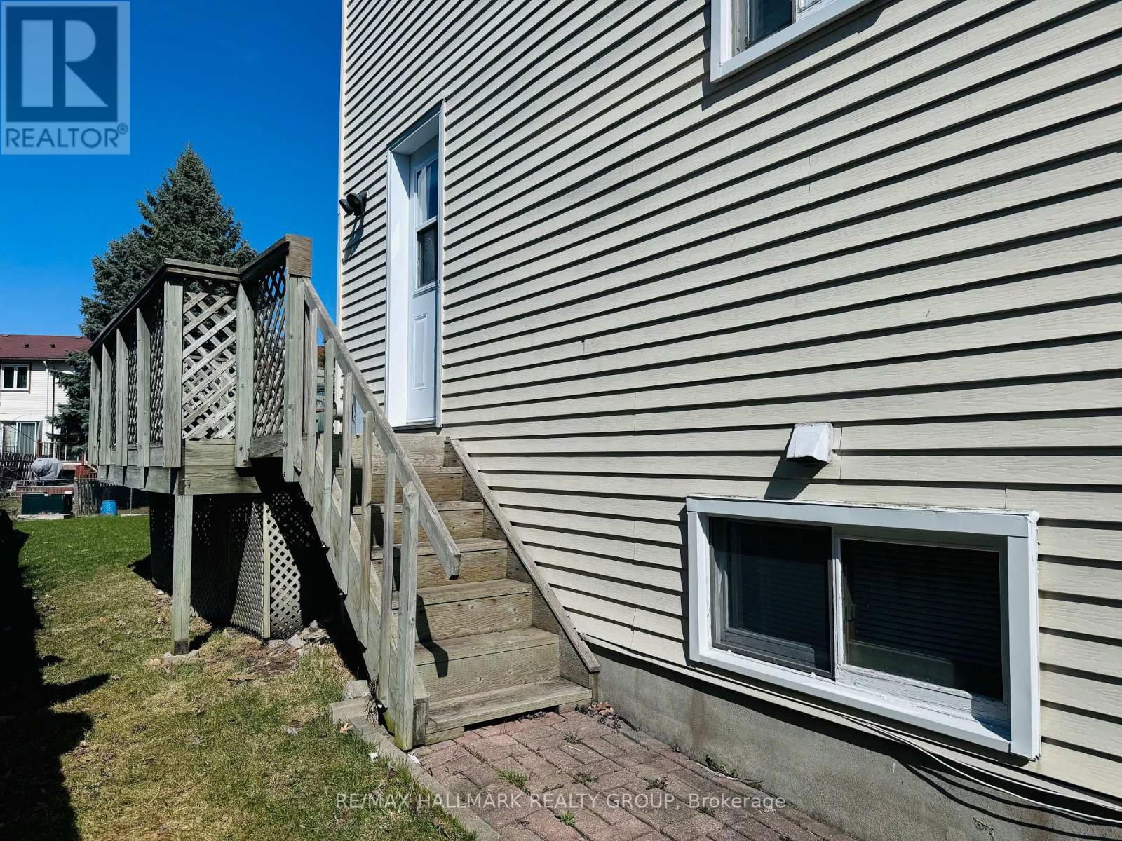 13 COOLSPRING CRESCENT Image 30