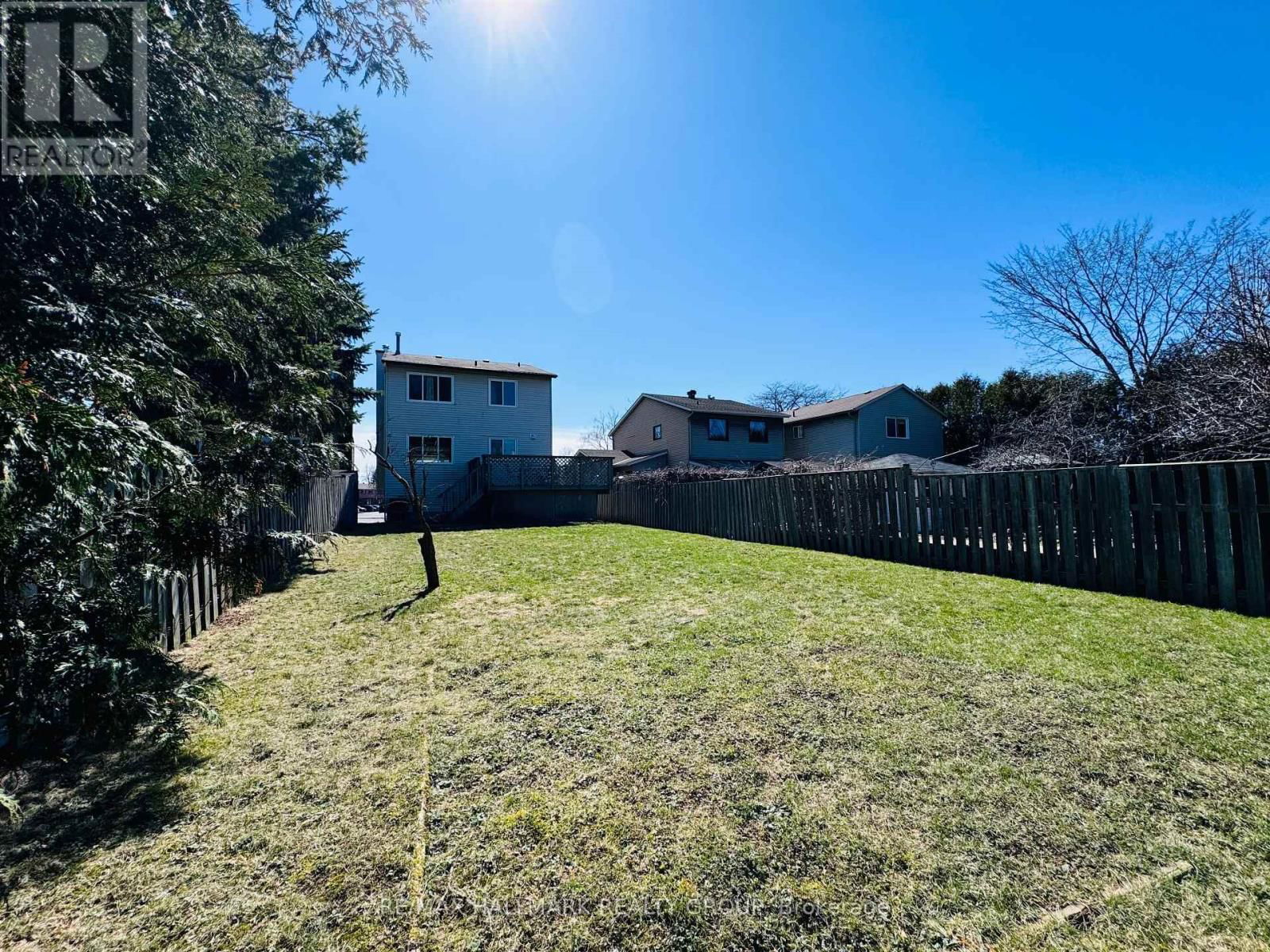 13 COOLSPRING CRESCENT Image 34