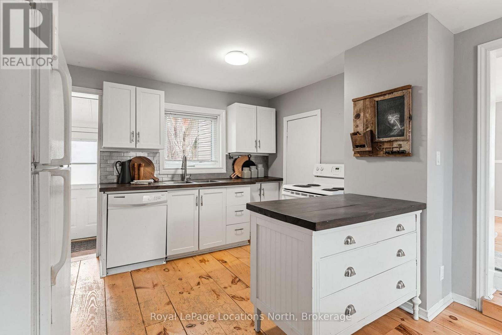 24 LOUISA STREET WEST Image 14