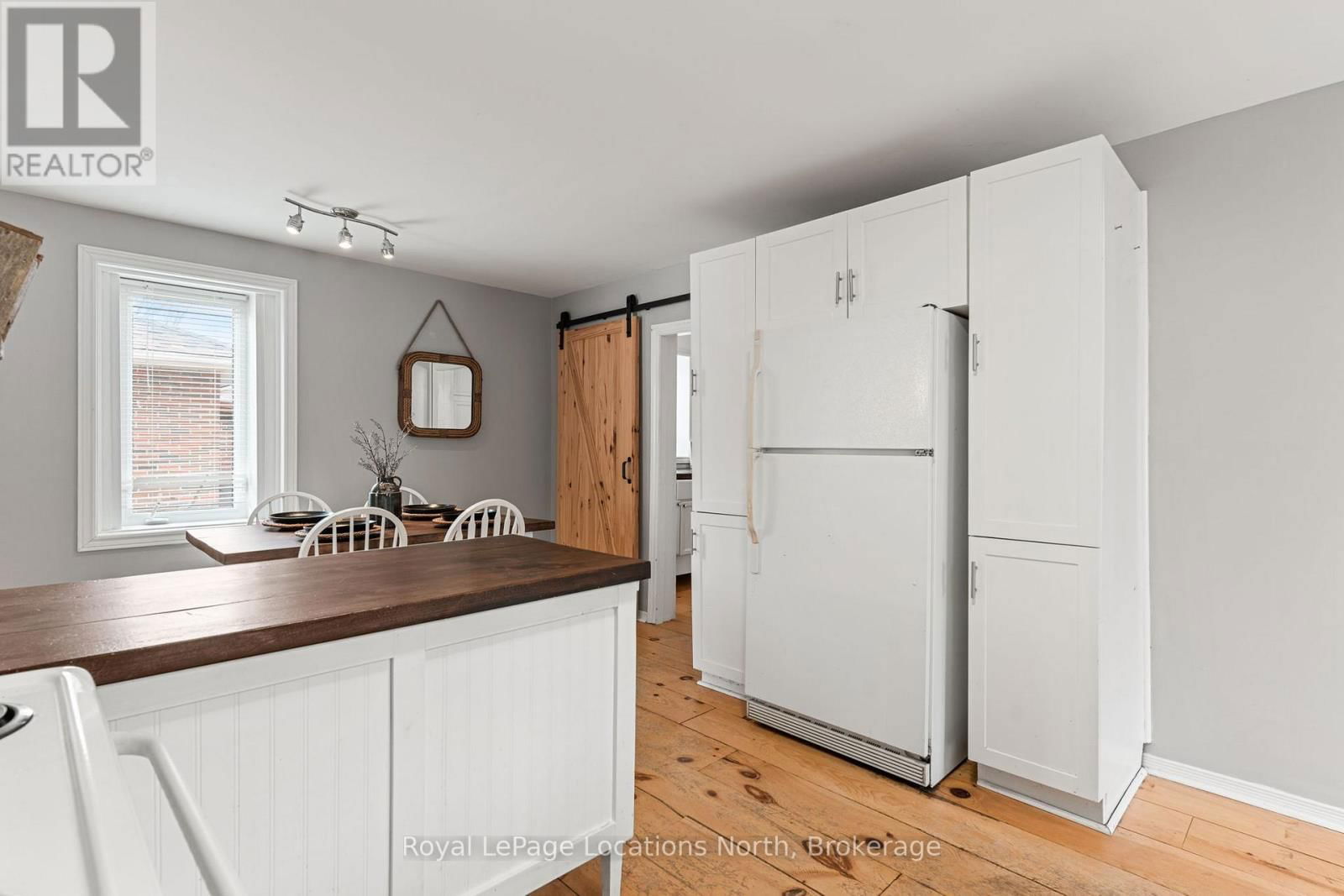 24 LOUISA STREET WEST Image 18
