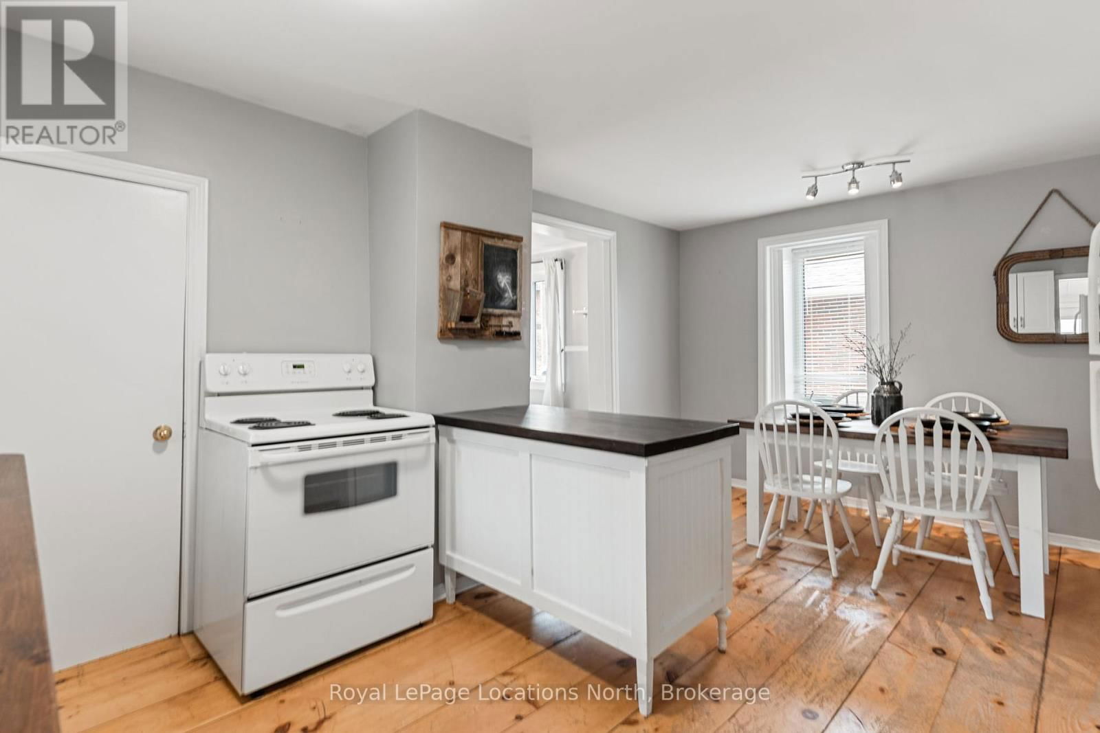 24 LOUISA STREET WEST Image 19