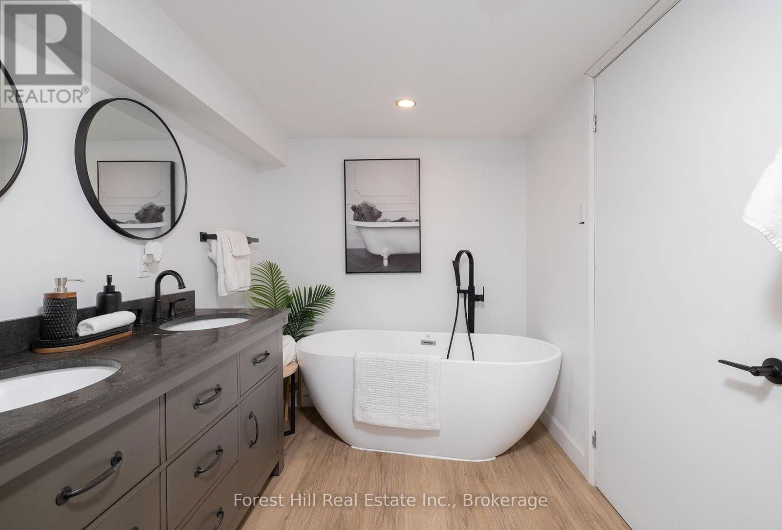 3164 #9 MUSKOKA ROAD 118 ROAD Image 34