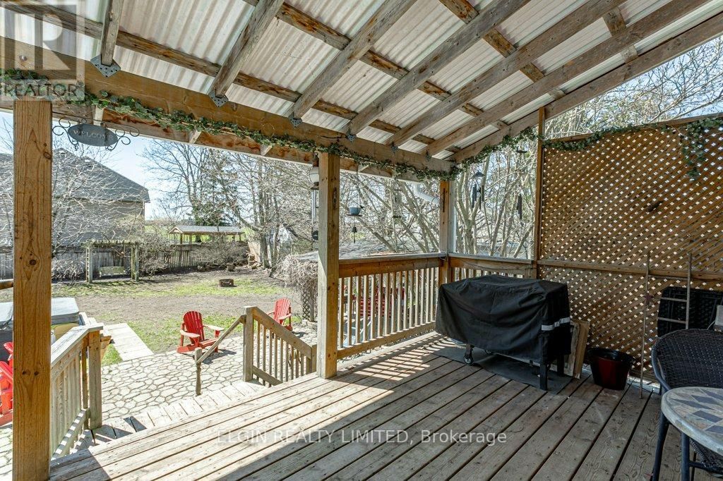 474 TALBOT STREET WEST Image 23