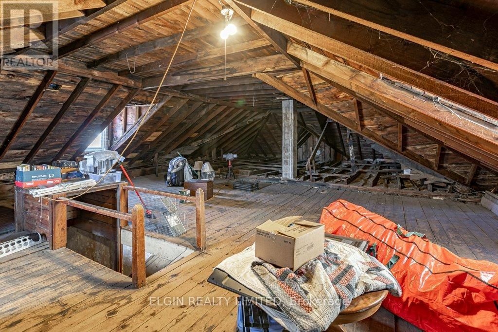 474 TALBOT STREET WEST Image 25