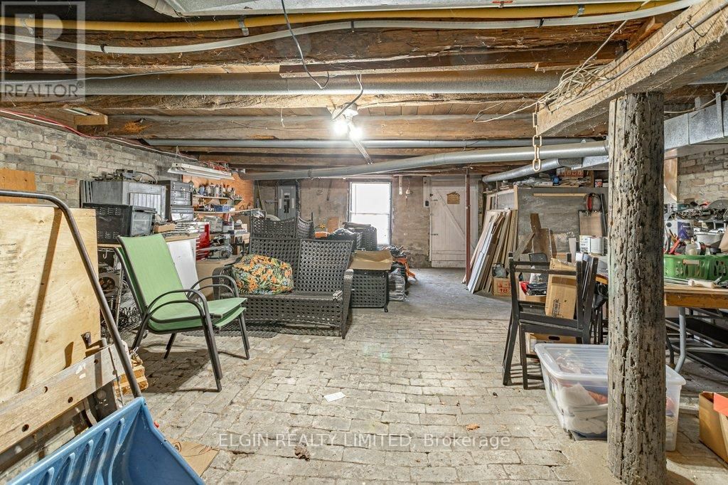 474 TALBOT STREET WEST Image 27