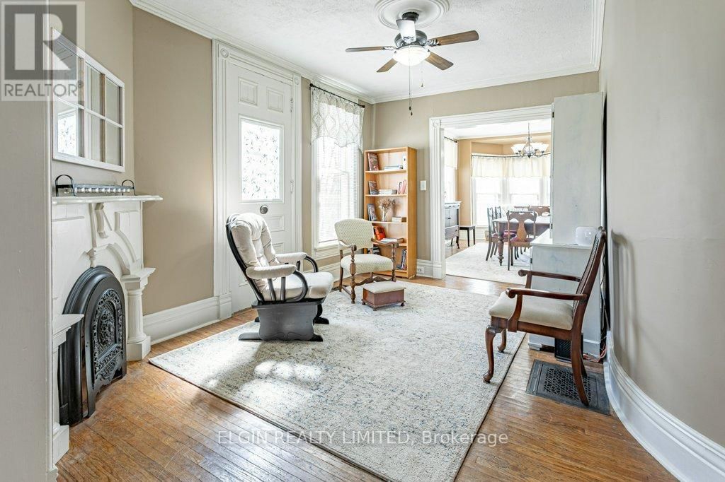 474 TALBOT STREET WEST Image 7