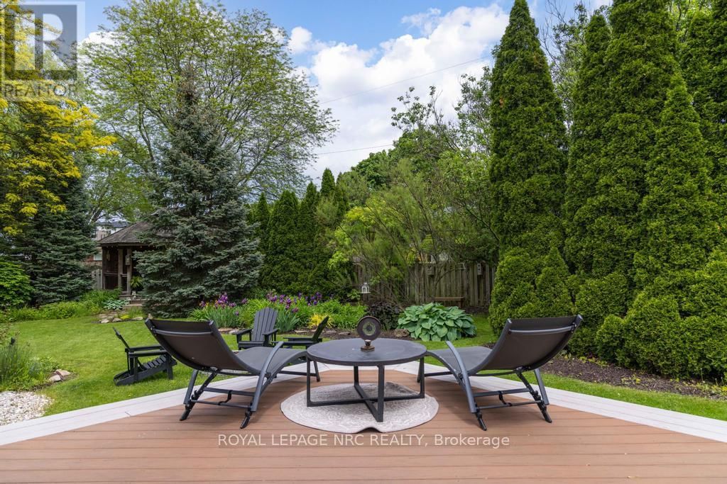 25 VICTOR BOULEVARD Image 13