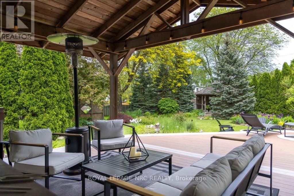 25 VICTOR BOULEVARD Image 14