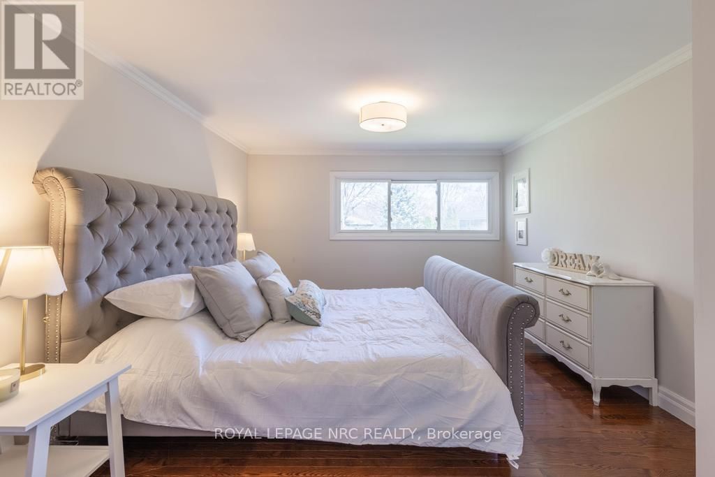 25 VICTOR BOULEVARD Image 27