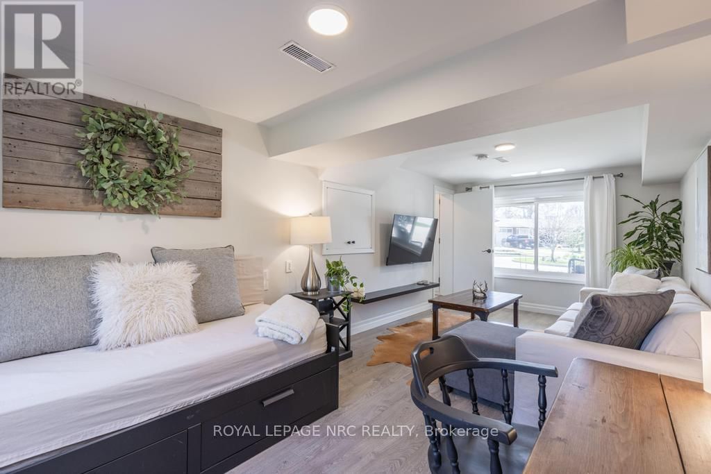 25 VICTOR BOULEVARD Image 34