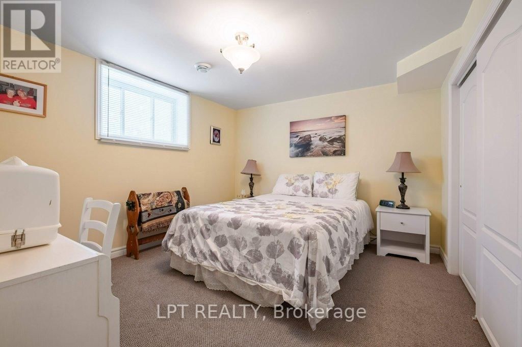 2 MERRILL DRIVE Image 22