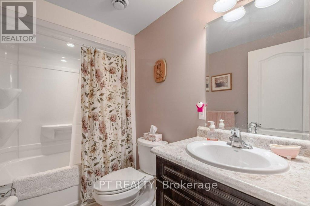 2 MERRILL DRIVE Image 24