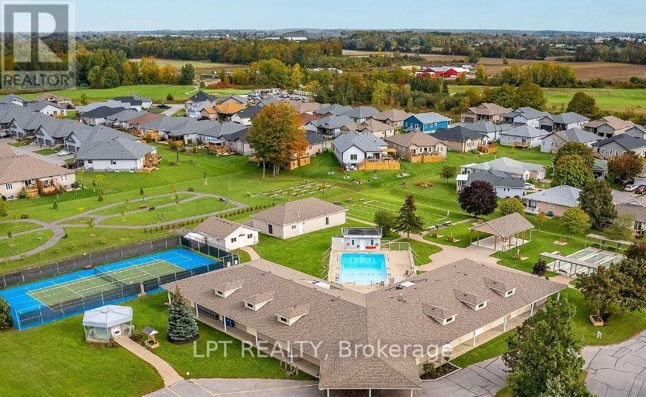 2 MERRILL DRIVE Image 32