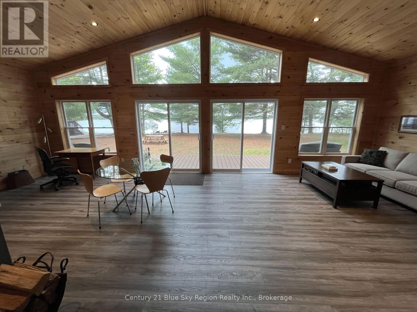 693 SANDY ISLAND ISLAND Image 26