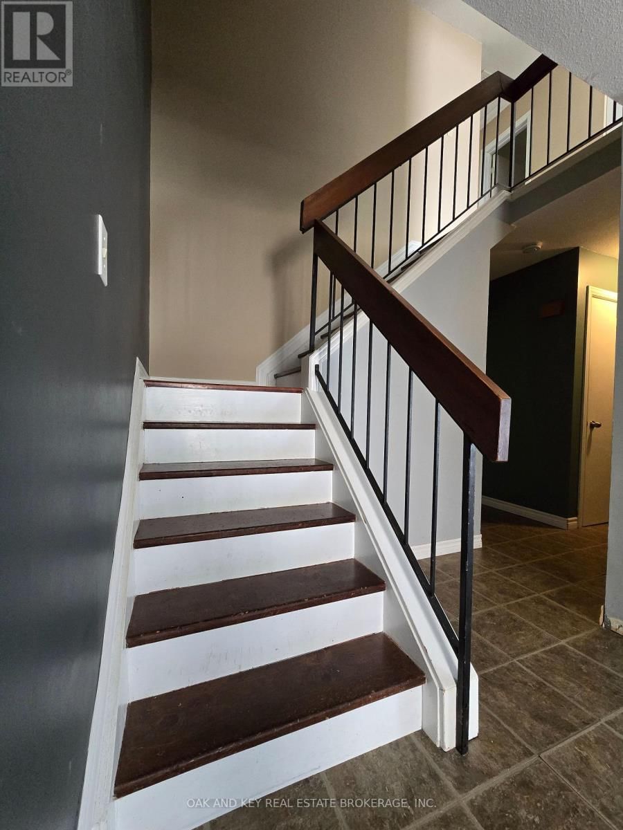895 DALHOUSIE DRIVE Image 6