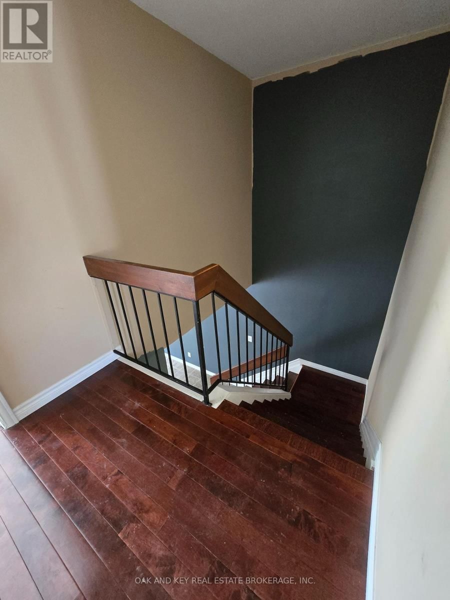 895 DALHOUSIE DRIVE Image 7