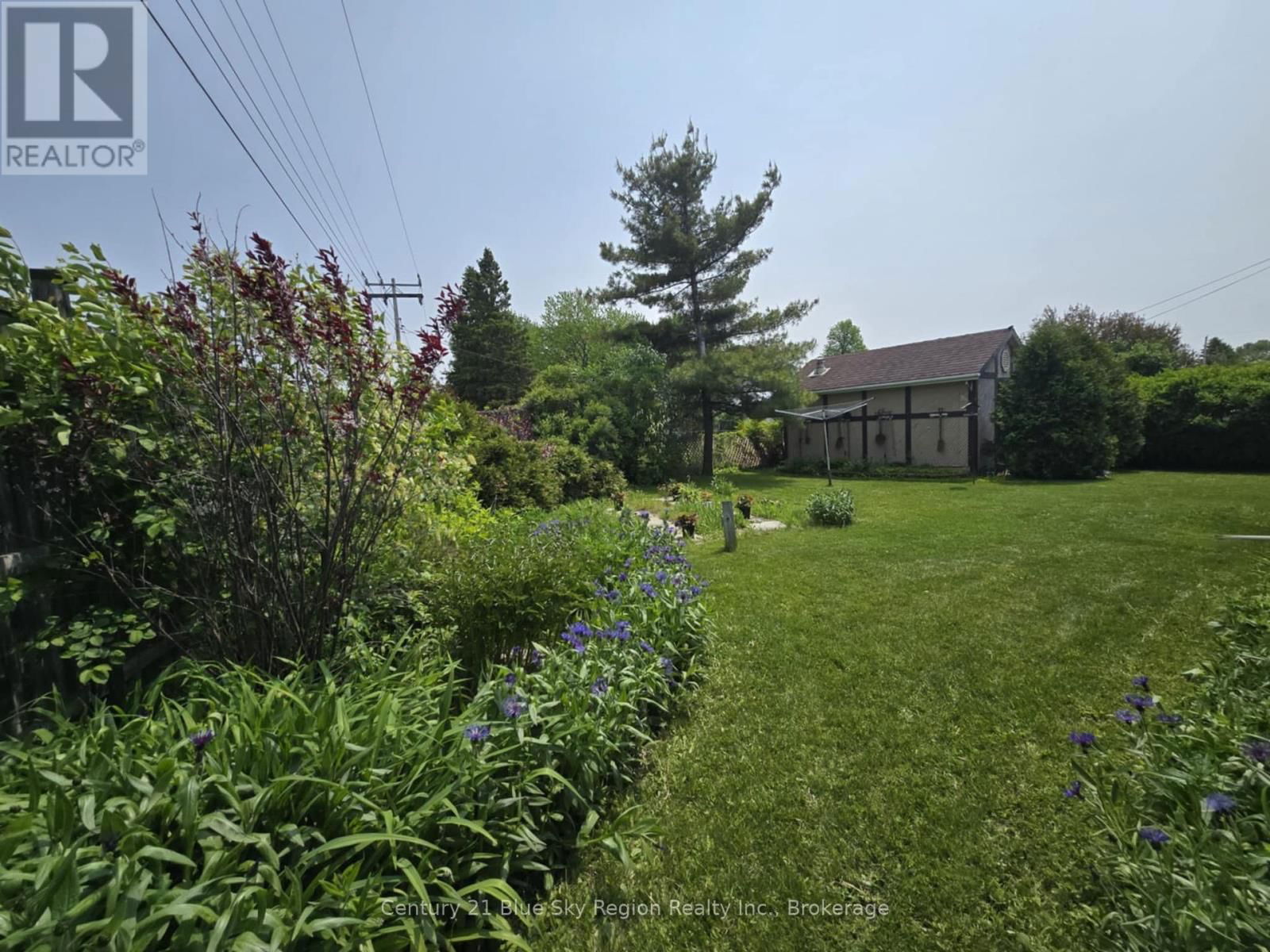 22 DUBEAU STREET Image 47
