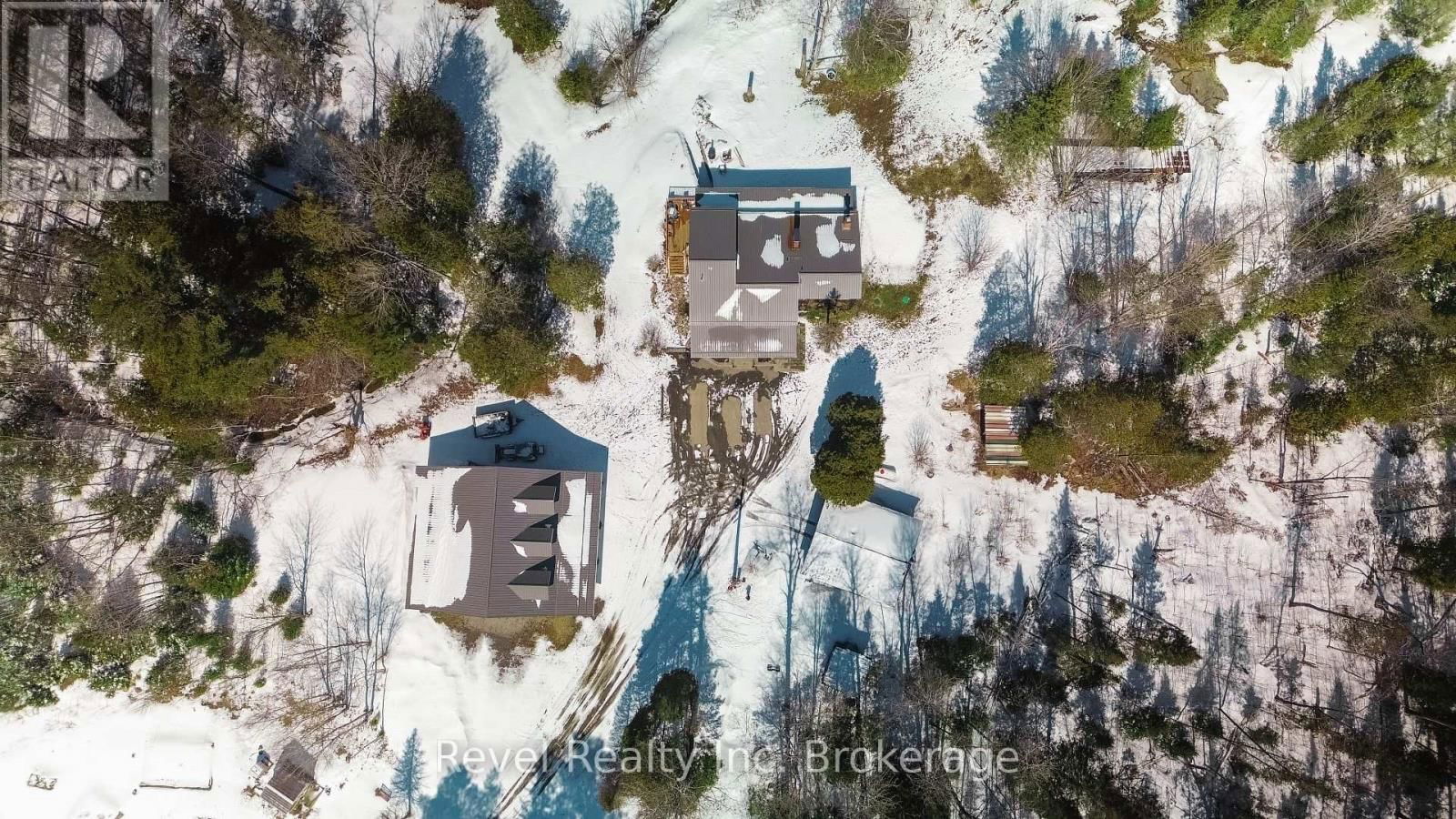 855 HIGHWAY 17 EAST Image 40