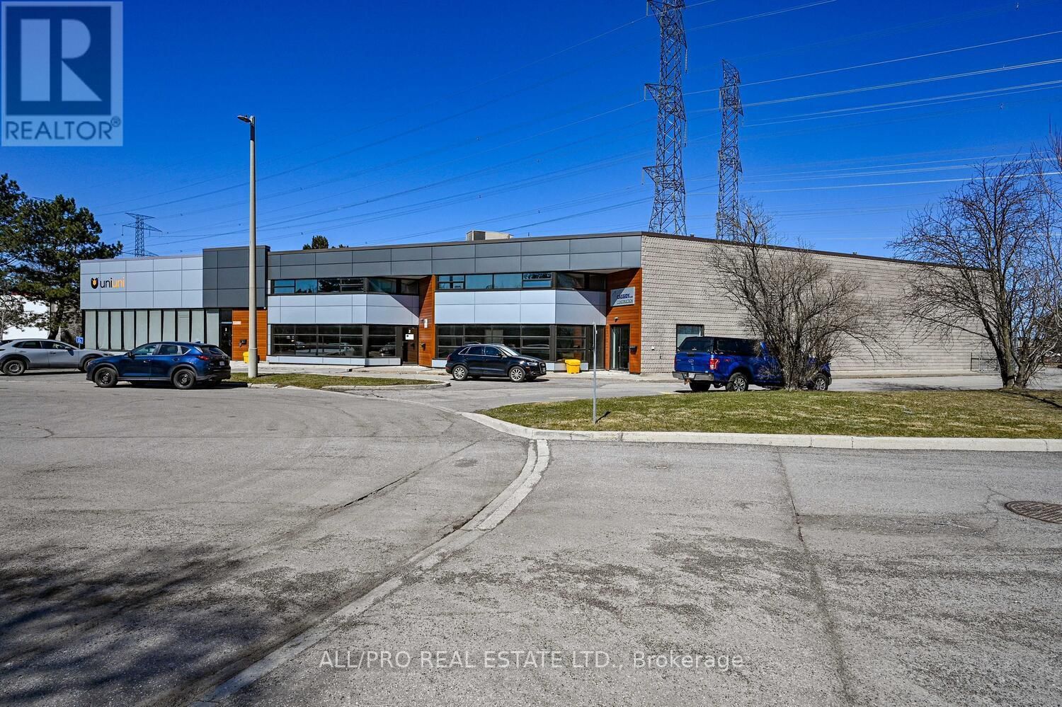 UNIT 1 - 1011 THOMAS SPRATT PLACE Image 3