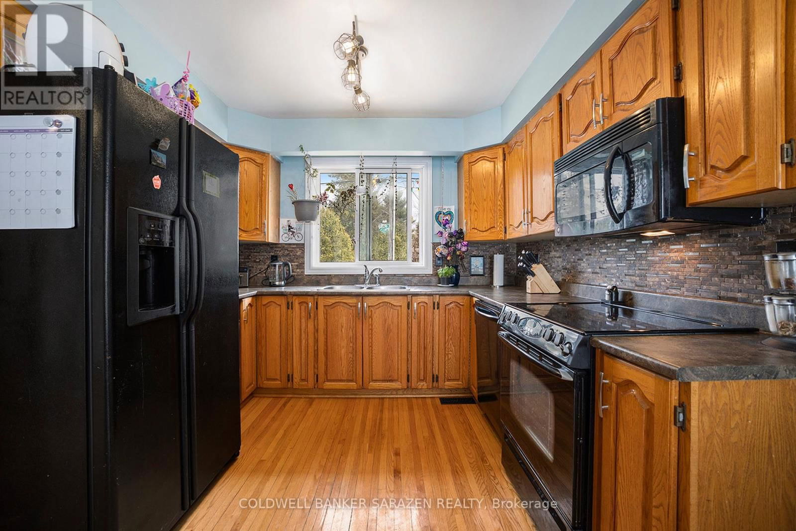 23 IDA STREET SOUTH Image 8