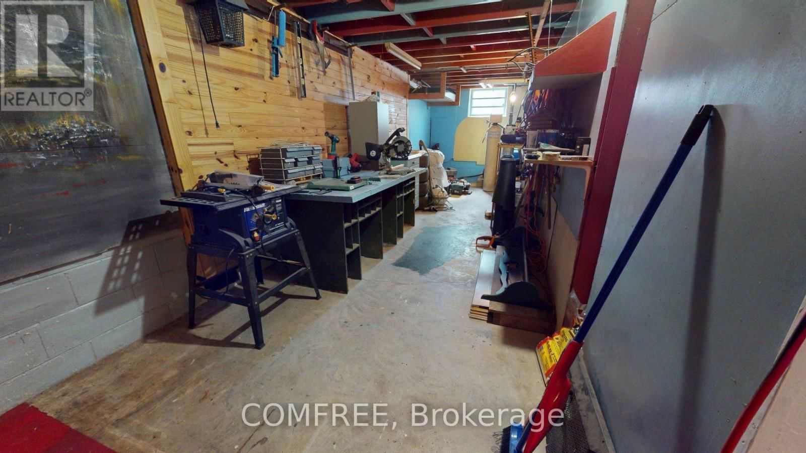 8770 BANK STREET Image 14