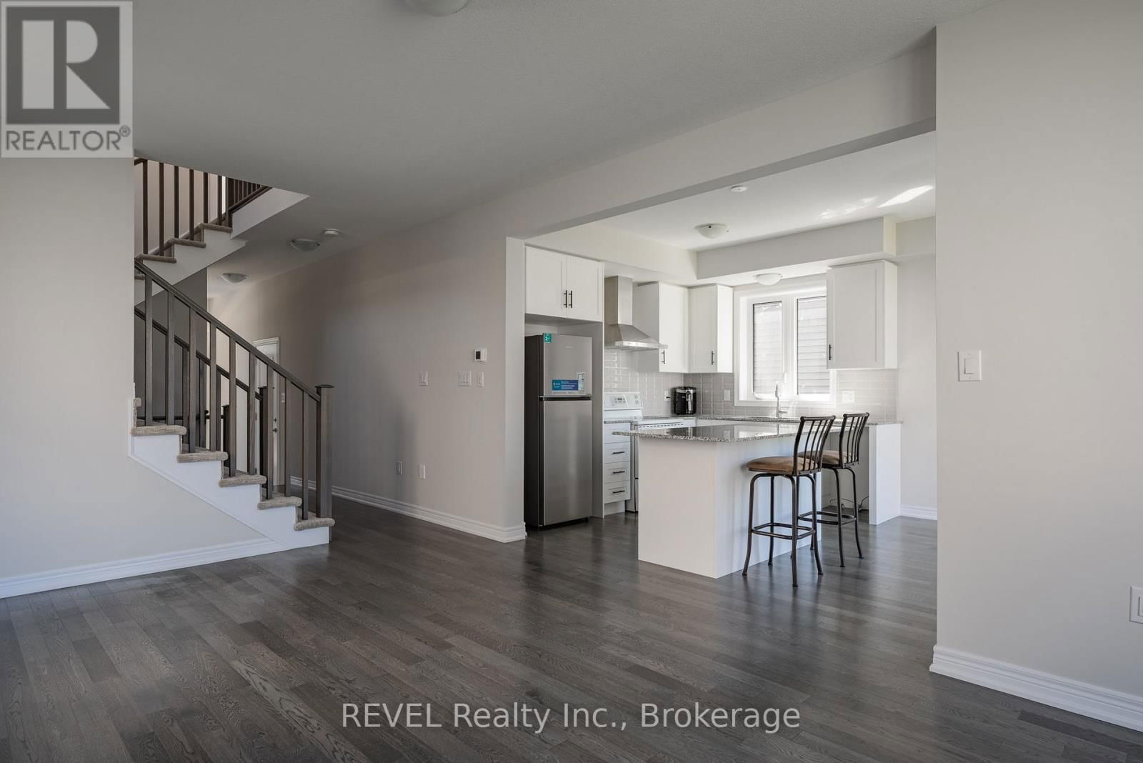 98 MARION STREET Image 11