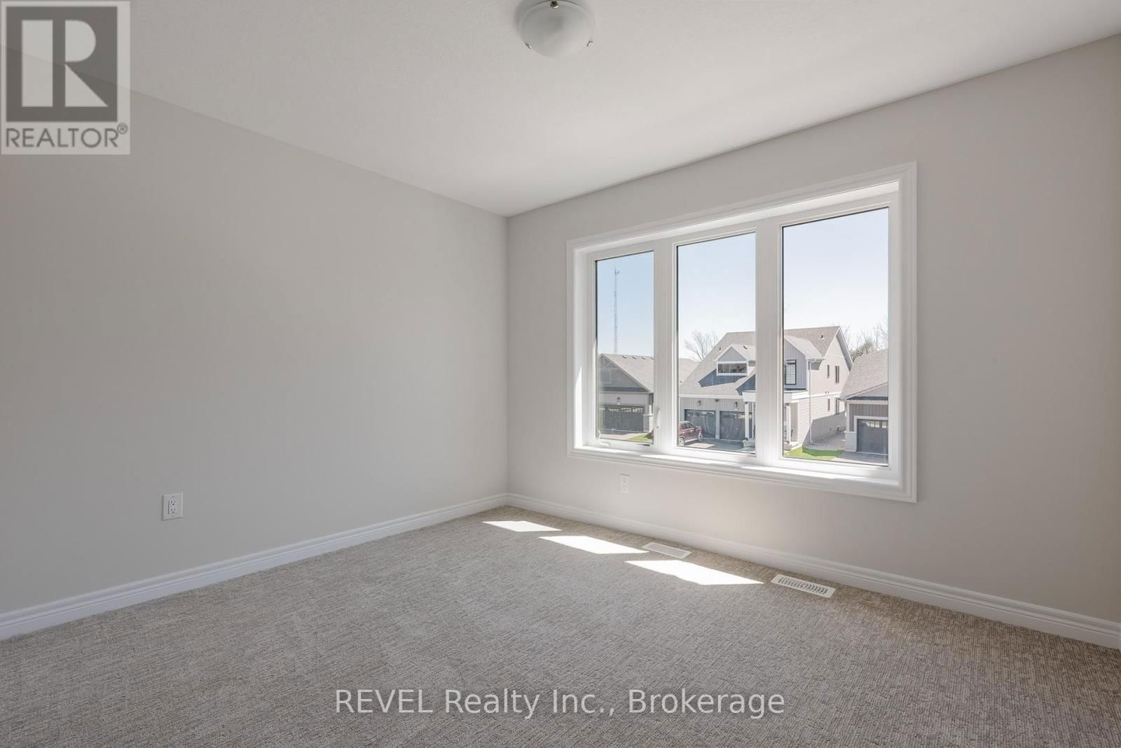 98 MARION STREET Image 17