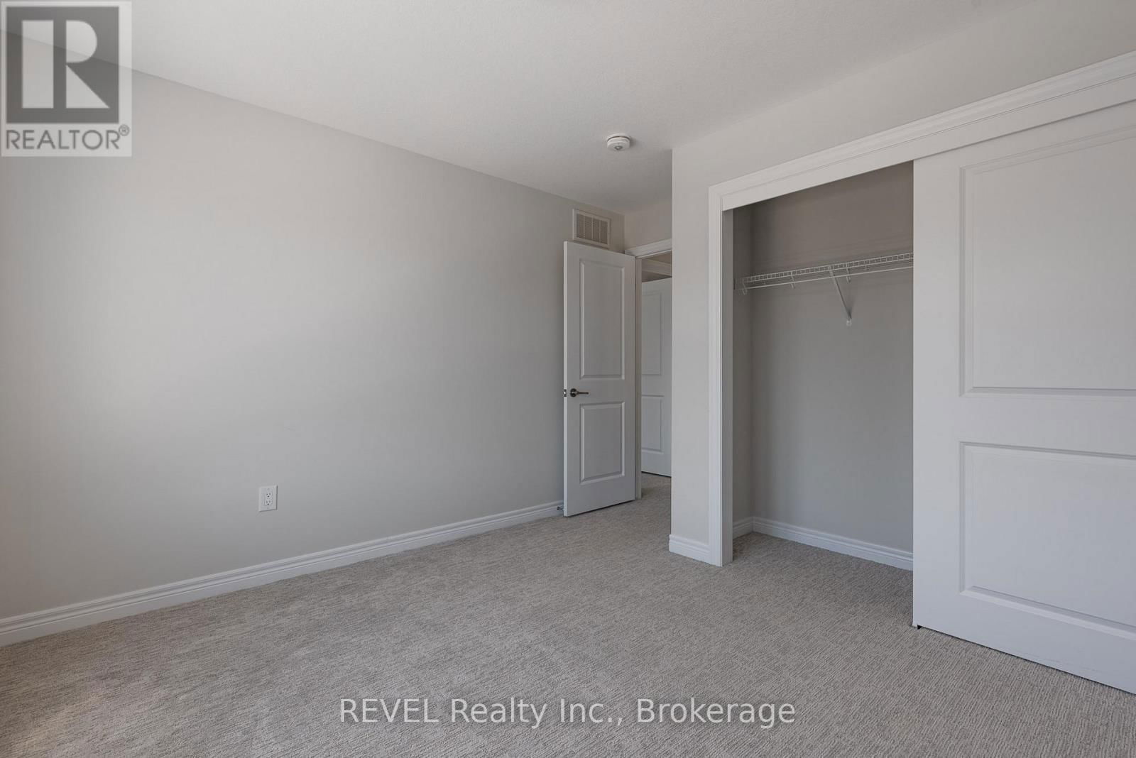 98 MARION STREET Image 18
