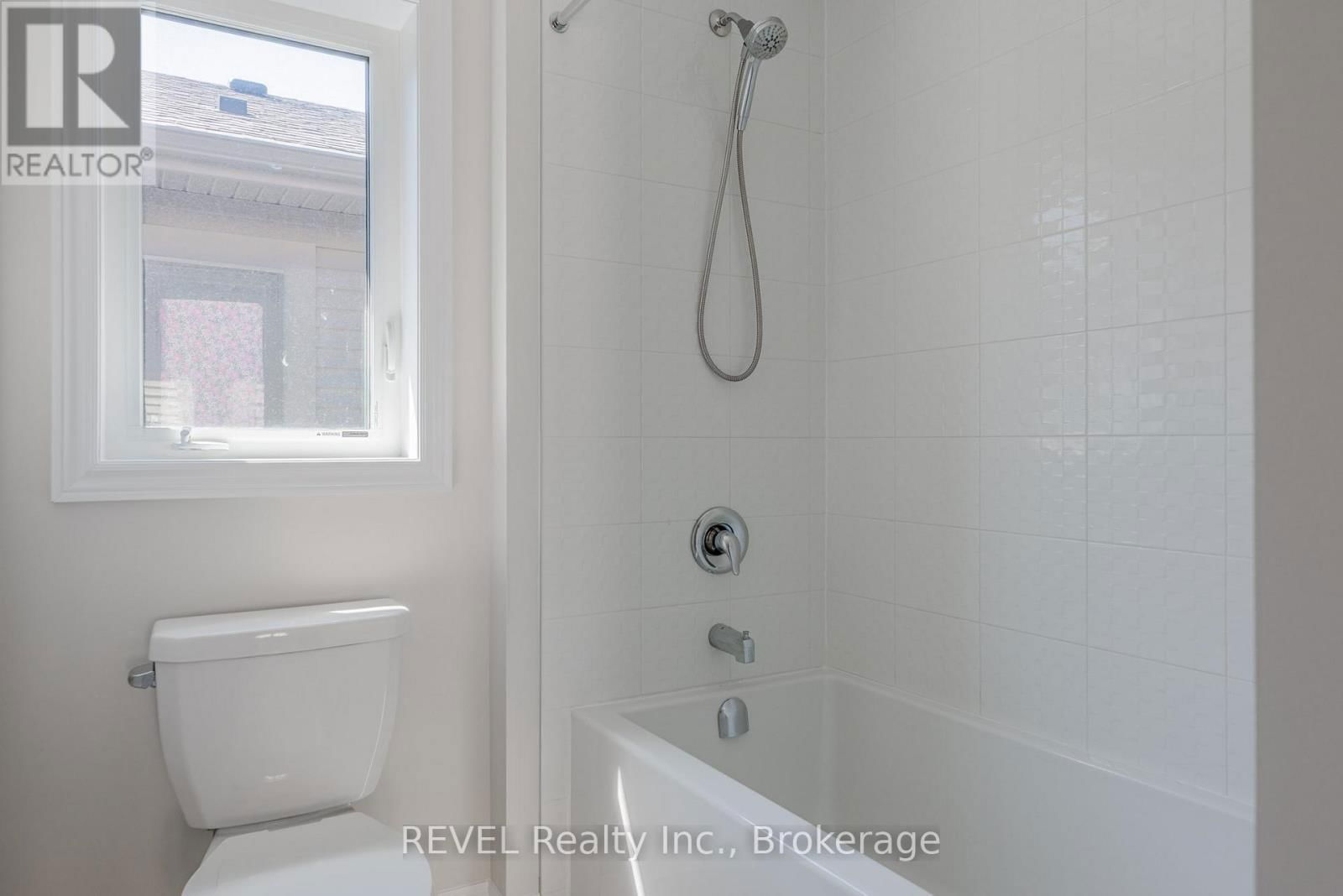 98 MARION STREET Image 23