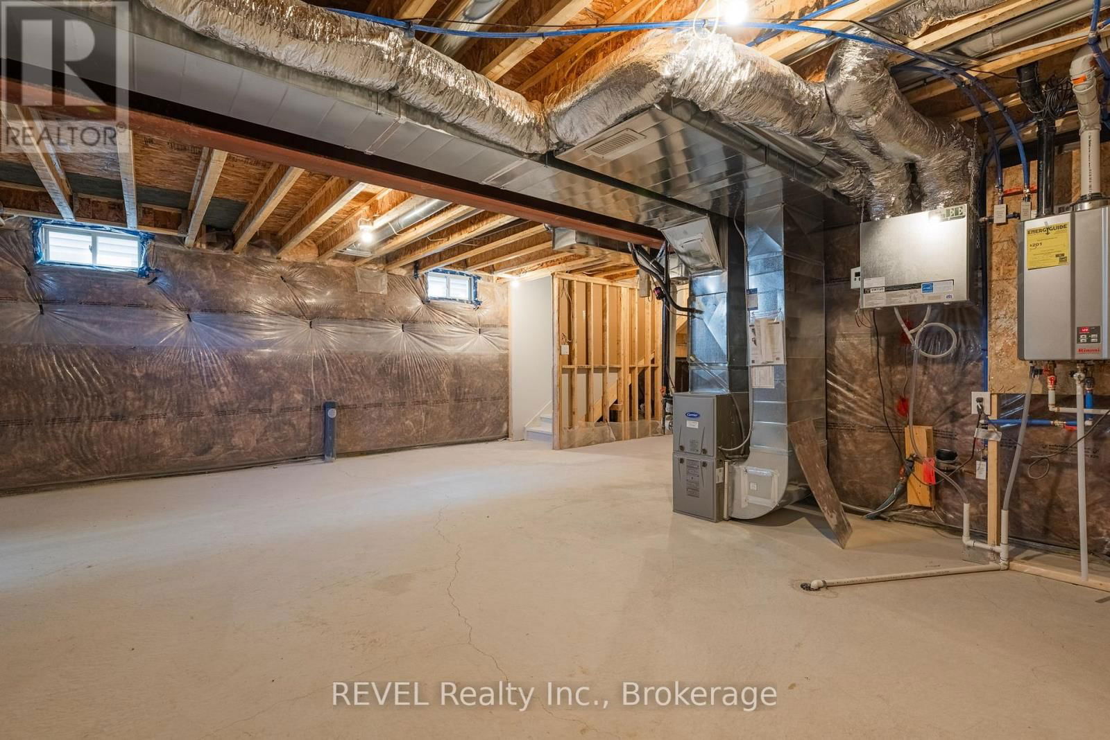 98 MARION STREET Image 32