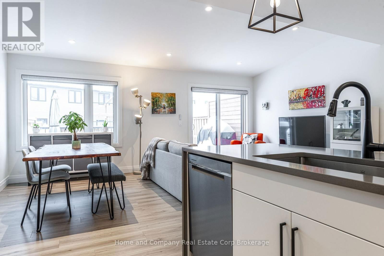 169 HOOPER STREET Image 12