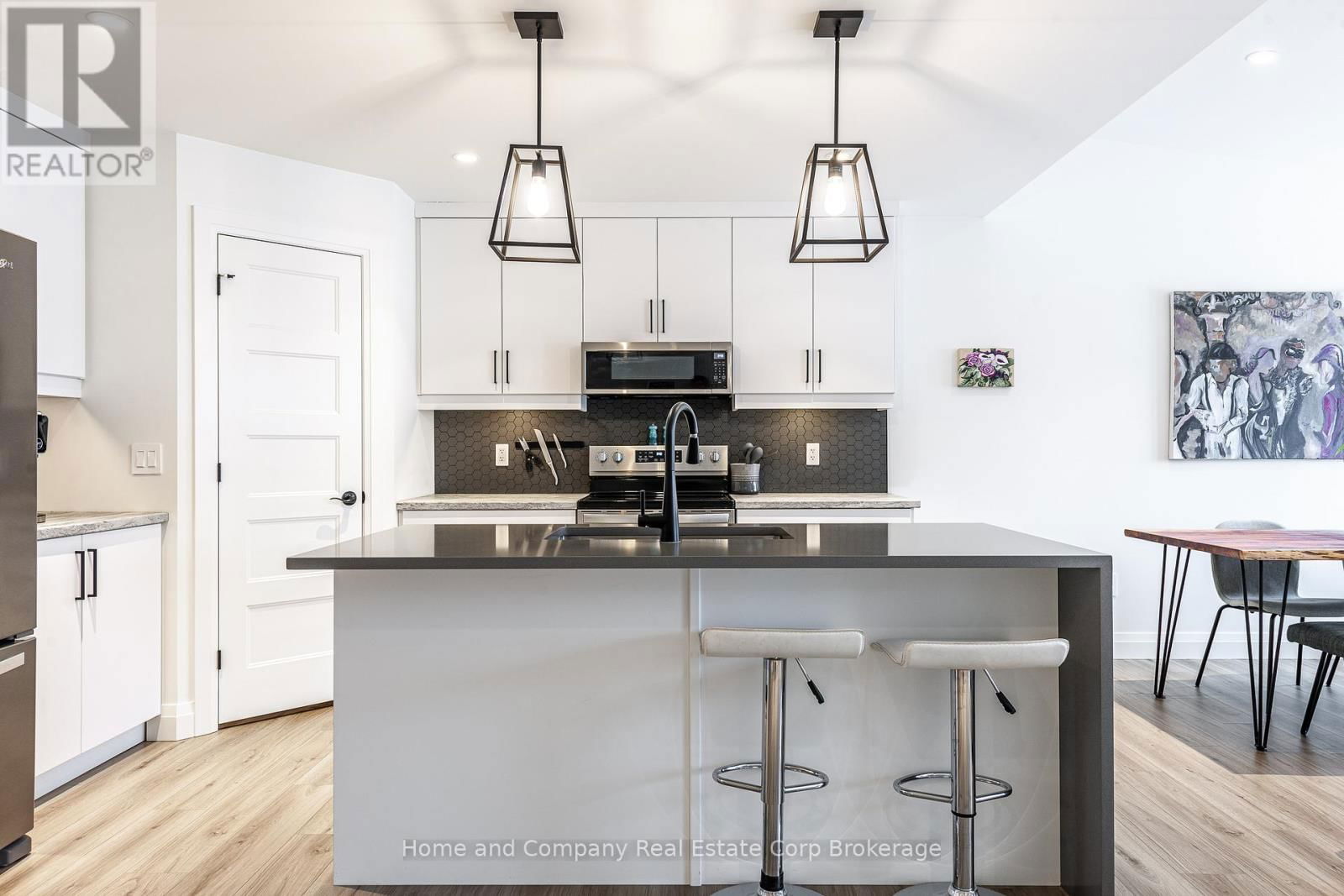 169 HOOPER STREET Image 7