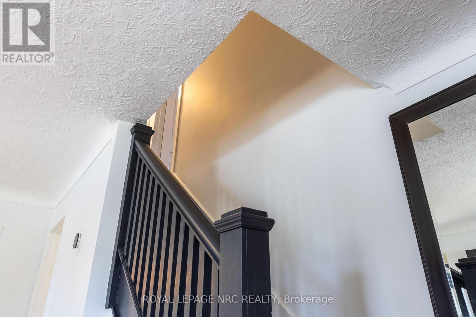 9 MCDONALD STREET Image 16