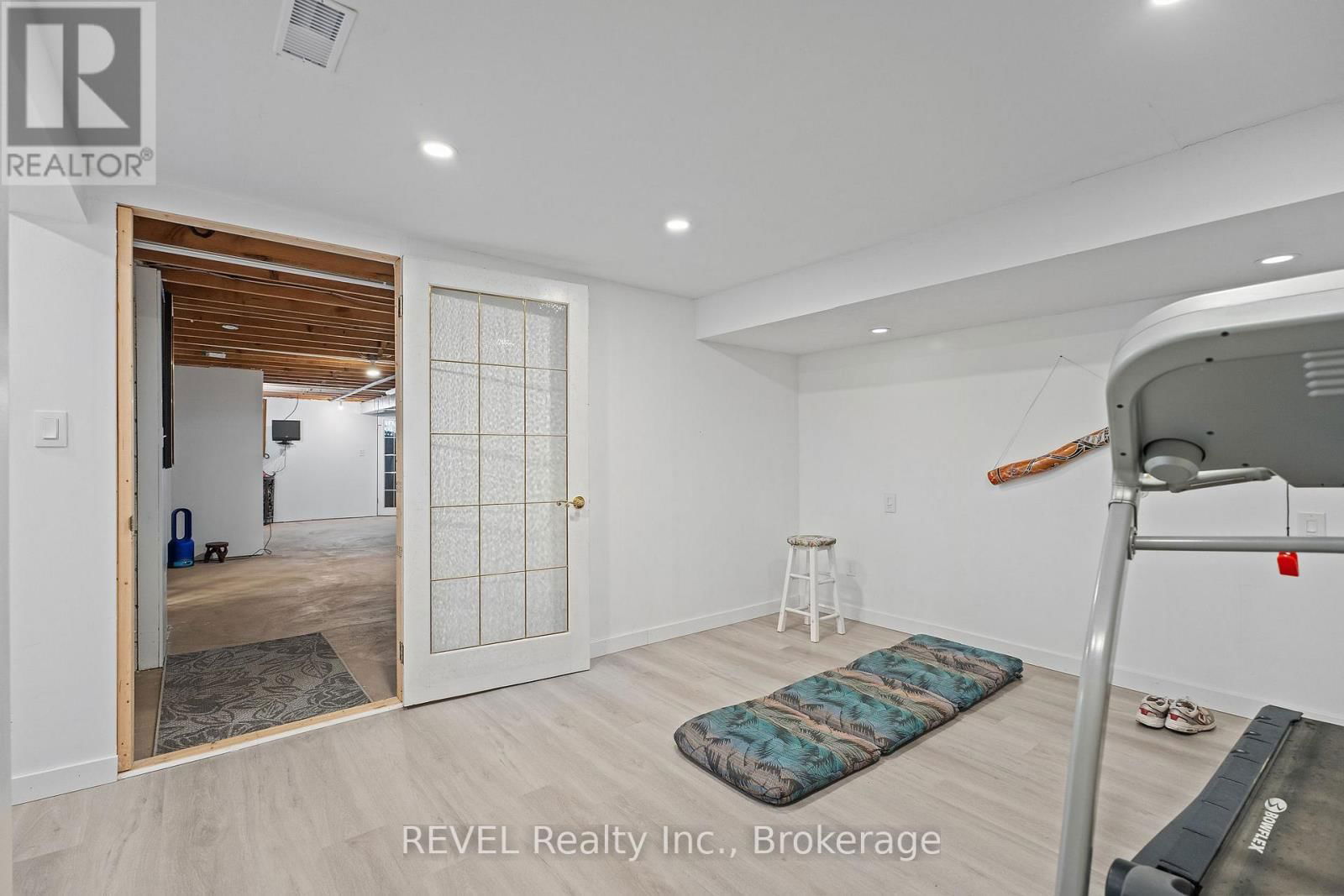 2378 NORTH SHORE DRIVE Image 40