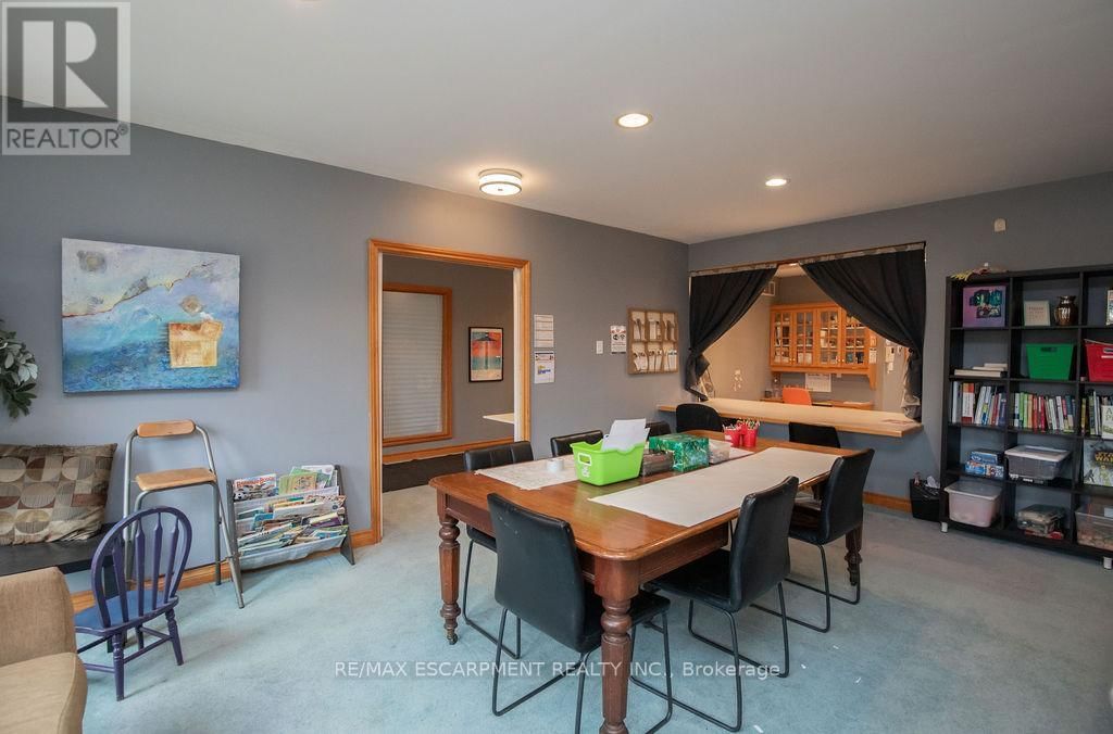 144 WILSON STREET EAST Image 44