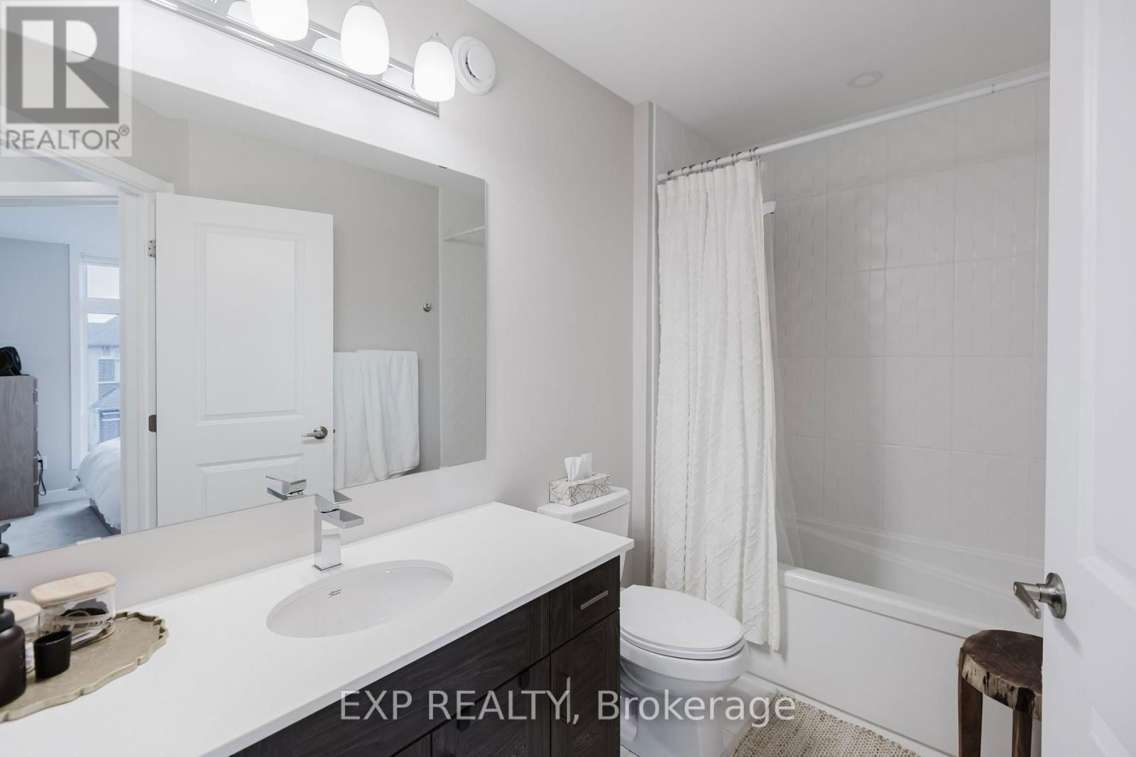 726 TWIST WAY Image 27