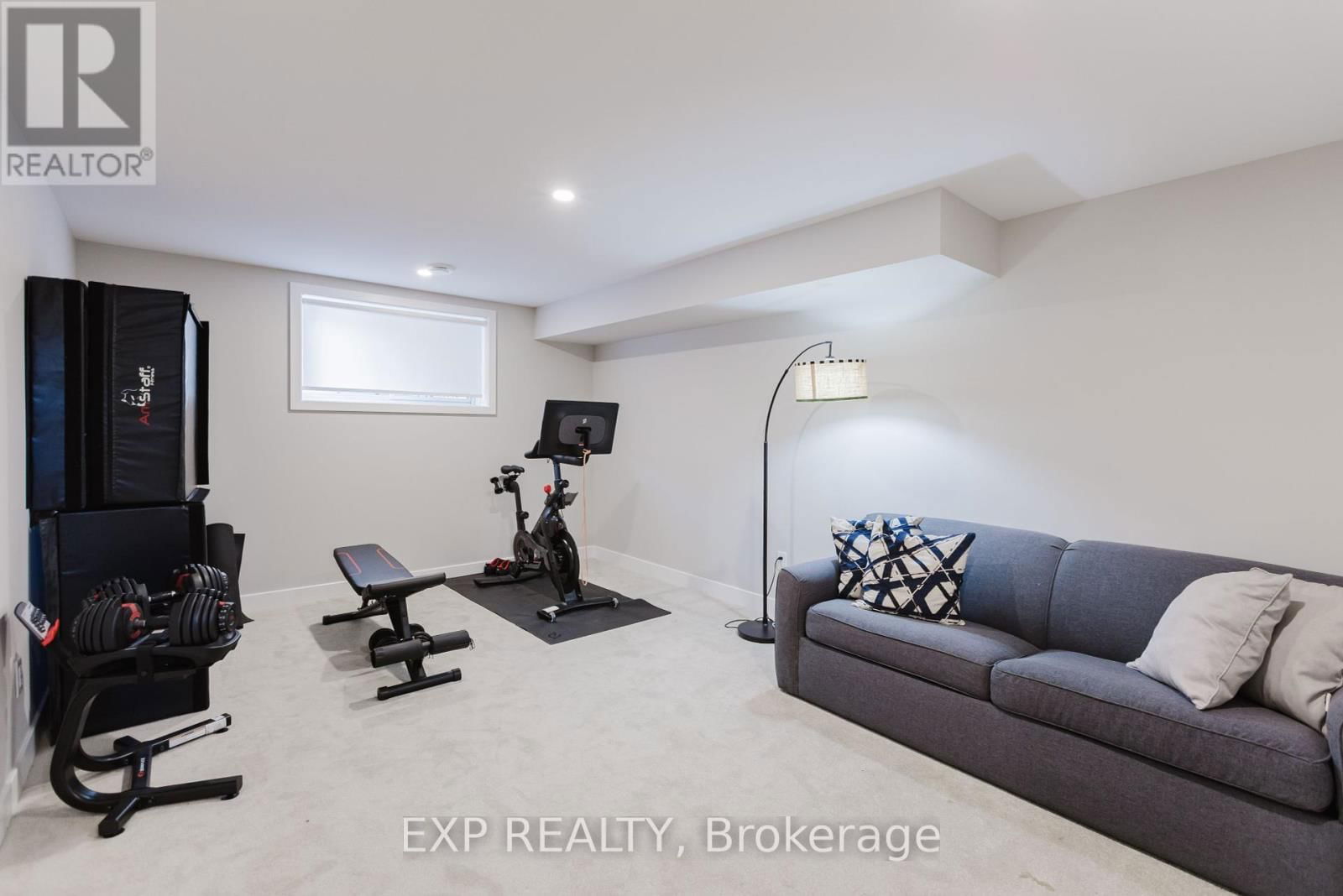 726 TWIST WAY Image 31