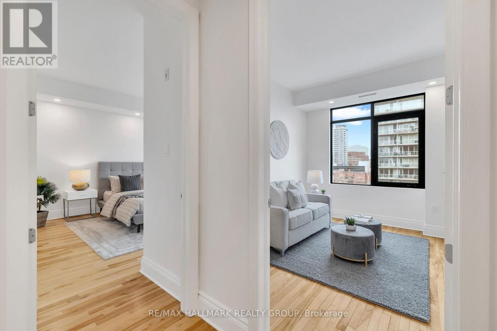 602 - 374 COOPER STREET Image 16