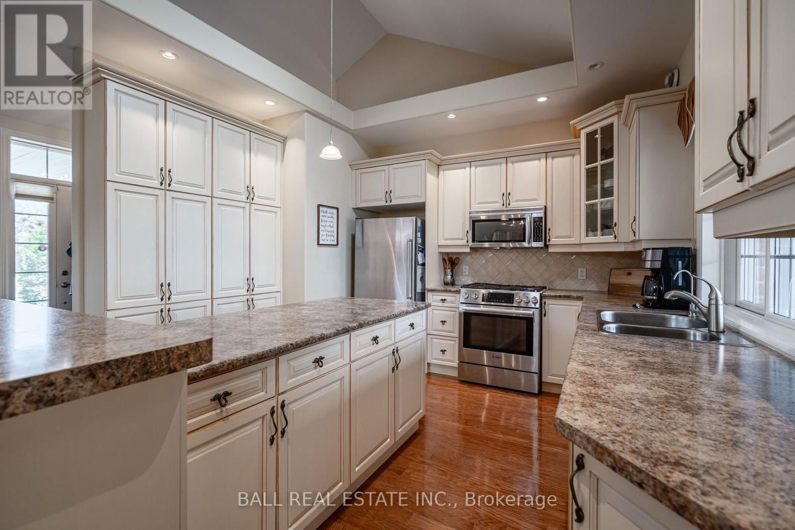 168 BICK STREET Image 13