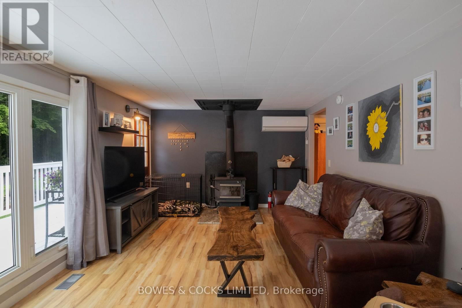 1545 WESTVIEW CRESCENT Image 15