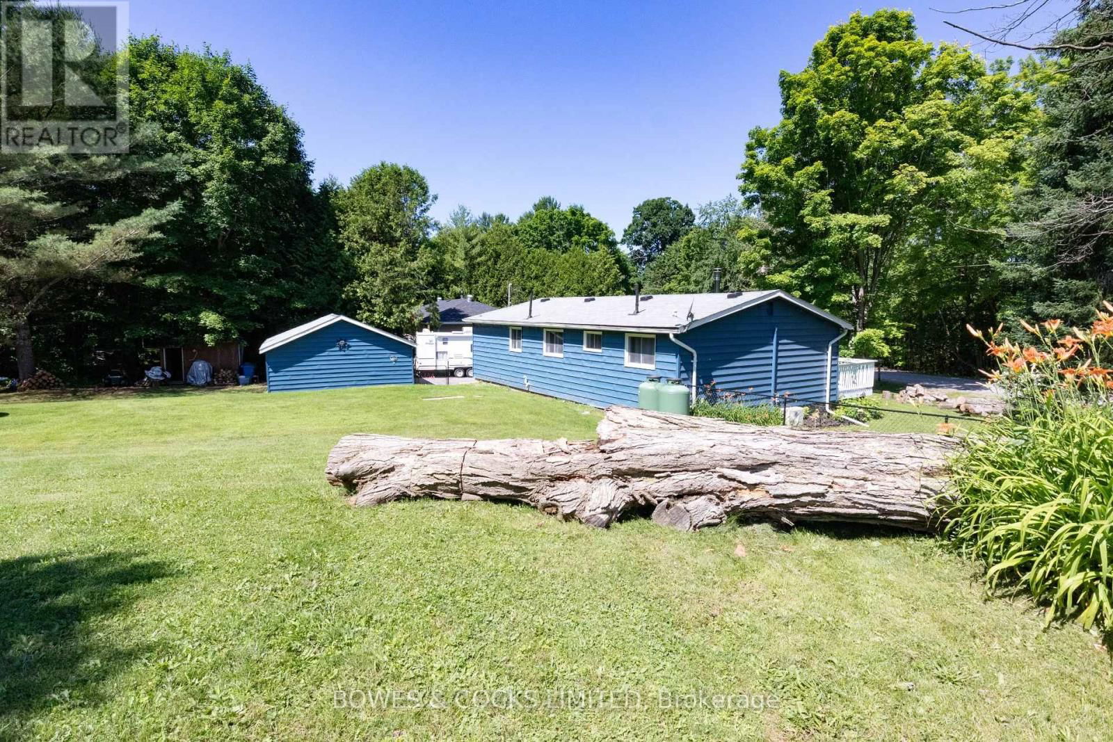 1545 WESTVIEW CRESCENT Image 42